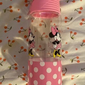 Minnie Mouse water bottle